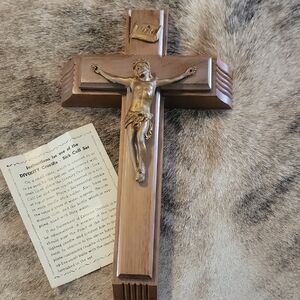 Vtg. Divinity Crucifix - Sick Call Set